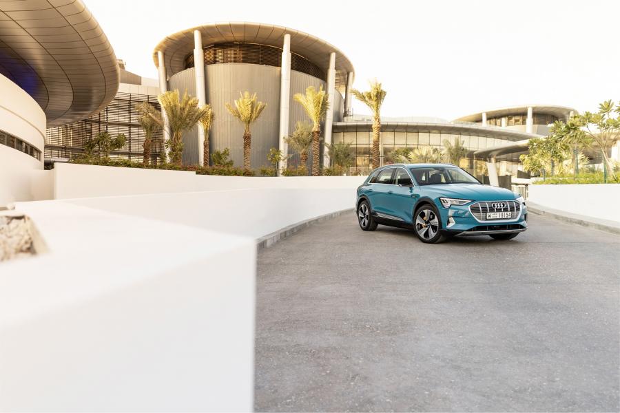  Audi e-tron 55 Quattro 2019 года  (WW) (фото 134 из 452)